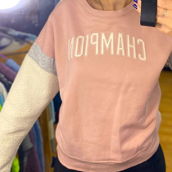 Champion Crew Neck Sweater - Picture 3 of 4